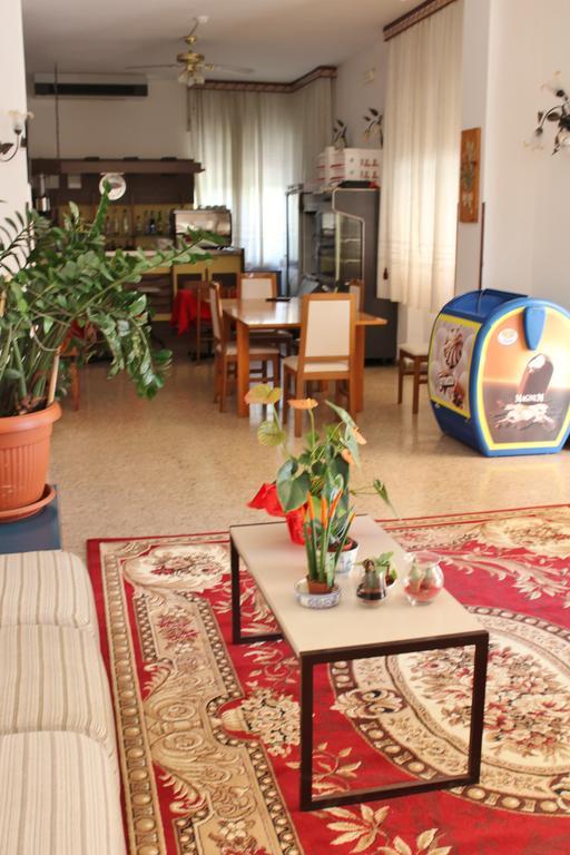 Hotel Hamburg Senigallia Buitenkant foto